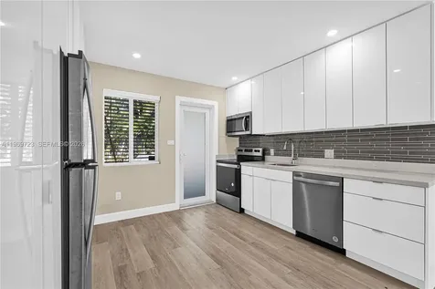 11919 NE 8th Avenue Miami FL 33161