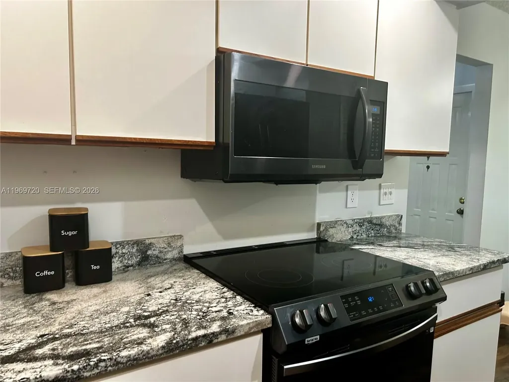 7903 Willow Spring Drive Lake Worth FL 33467