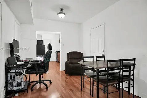 2104 NW 1st Terrace Miami FL 33125