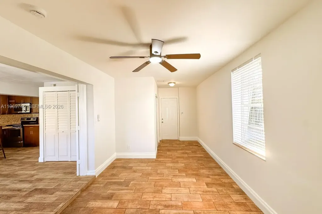 6780 Meade Street Hollywood FL 33024