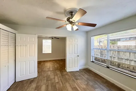 6780 Meade Street Hollywood FL 33024