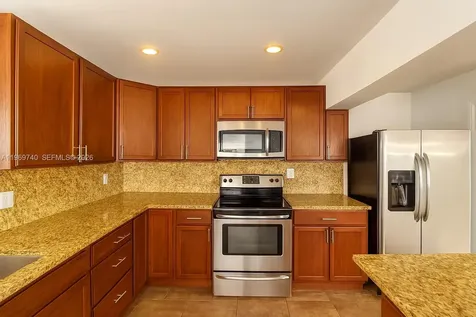 6780 Meade Street Hollywood FL 33024