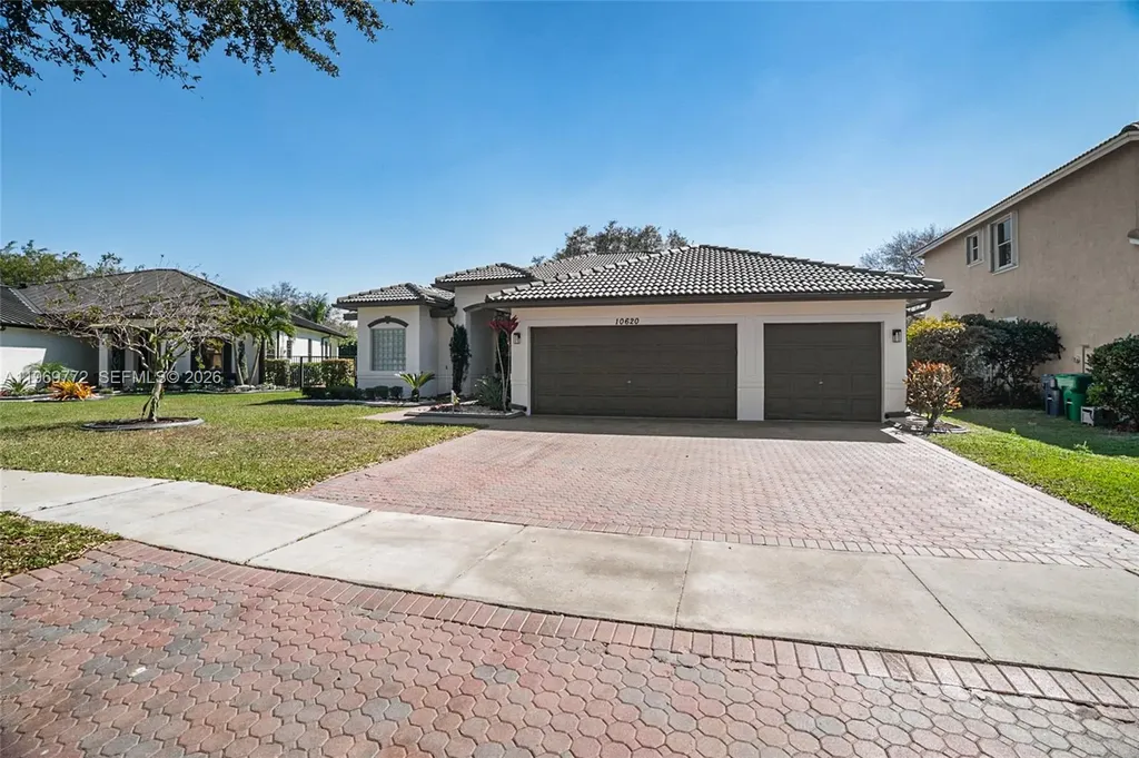 10620 NW 56th Court Coral Springs FL 33076