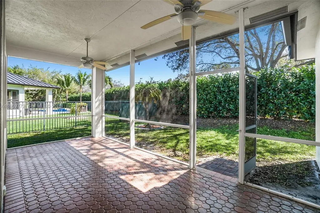 10620 NW 56th Court Coral Springs FL 33076