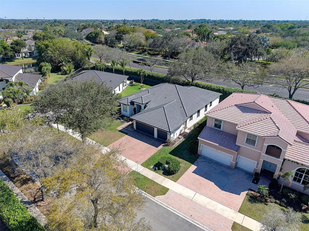 10620 NW 56th Court Coral Springs FL 33076