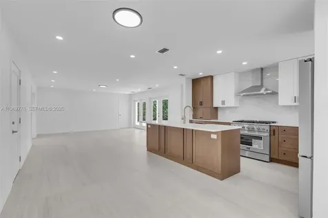 9990 Broad Channel Drive Cutler Bay FL 33157