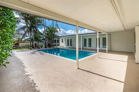 9990 Broad Channel Drive Cutler Bay FL 33157