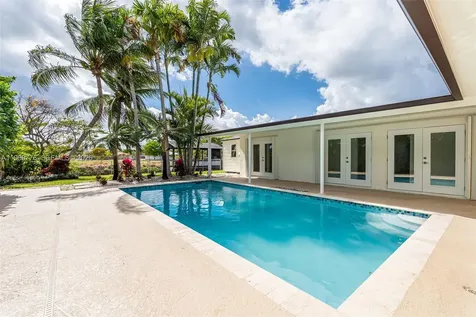 9990 Broad Channel Drive Cutler Bay FL 33157