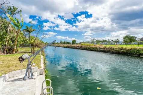 9990 Broad Channel Drive Cutler Bay FL 33157