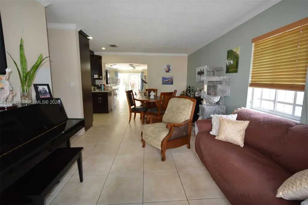 890 E 38th Street Hialeah FL 33013