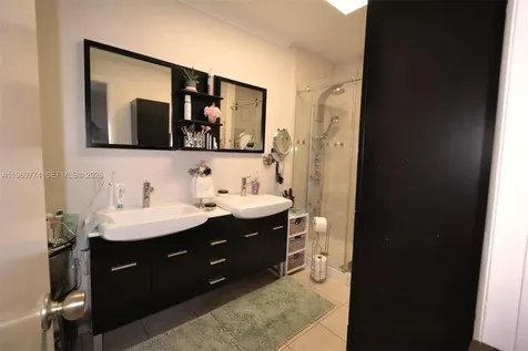 890 E 38th Street Hialeah FL 33013