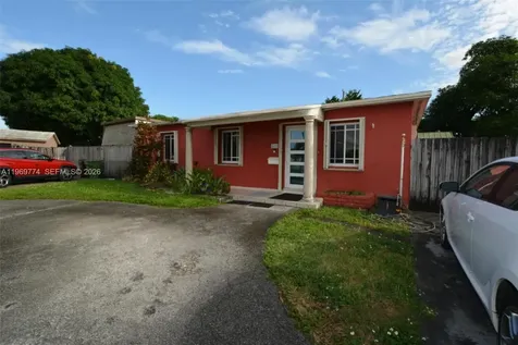 890 E 38th Street Hialeah FL 33013