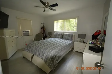 890 E 38th Street Hialeah FL 33013