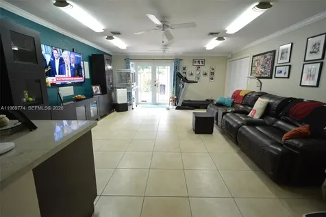 890 E 38th Street Hialeah FL 33013
