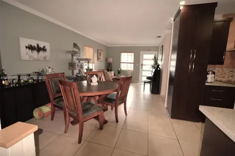 890 E 38th Street Hialeah FL 33013