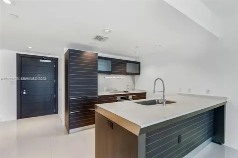 200 Biscayne Boulevard Way Miami FL 33131