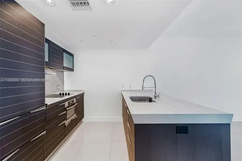 200 Biscayne Boulevard Way Miami FL 33131