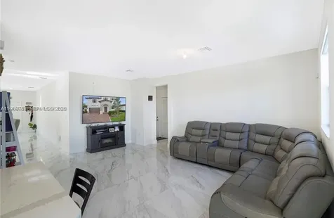 10321 SW 232nd Street Cutler Bay FL 33190