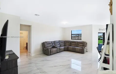 10321 SW 232nd Street Cutler Bay FL 33190