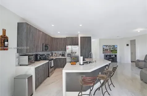 10321 SW 232nd Street Cutler Bay FL 33190