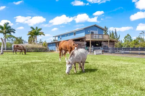 6050 Stringfellow Road Saint James City FL 33956