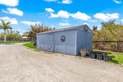 6050 Stringfellow Road Saint James City FL 33956