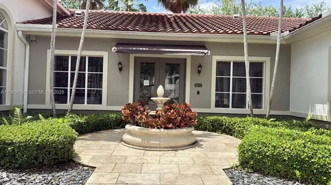 6831 SW 44th Street Miami FL 33155