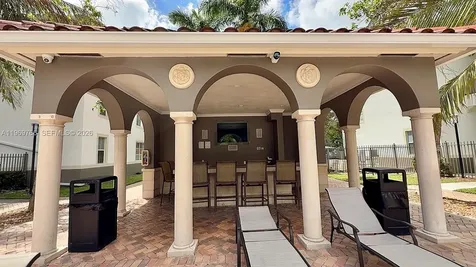 6831 SW 44th Street Miami FL 33155