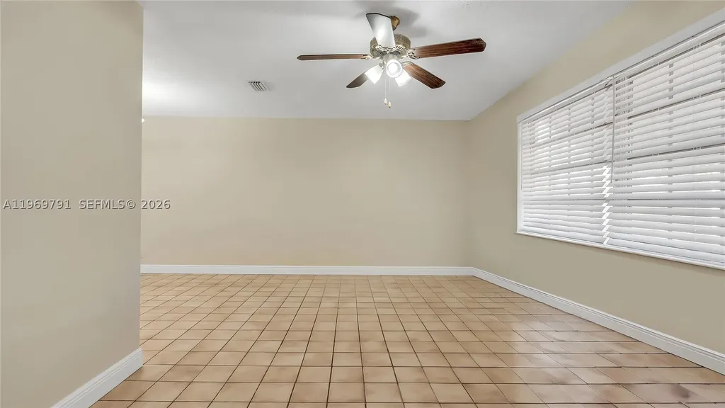 5300 Grant Street Hollywood FL 33021