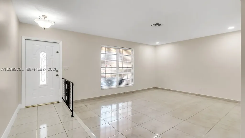 5300 Grant Street Hollywood FL 33021
