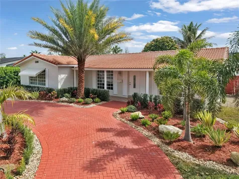 5300 Grant Street Hollywood FL 33021