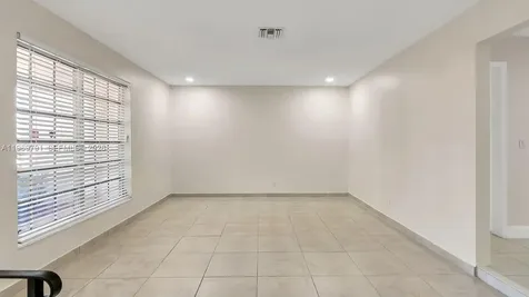 5300 Grant Street Hollywood FL 33021