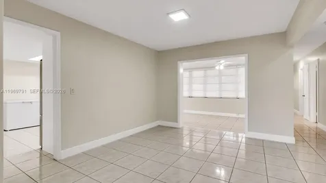 5300 Grant Street Hollywood FL 33021