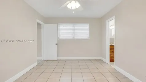 5300 Grant Street Hollywood FL 33021