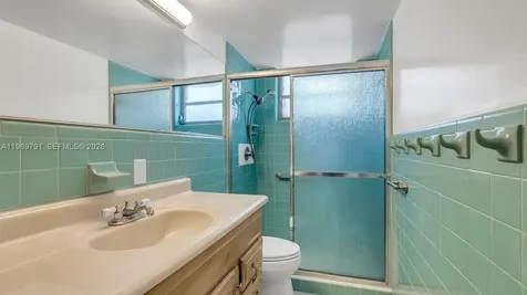 5300 Grant Street Hollywood FL 33021