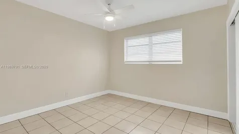 5300 Grant Street Hollywood FL 33021
