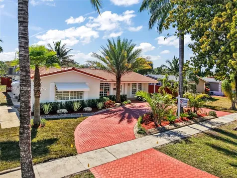5300 Grant Street Hollywood FL 33021