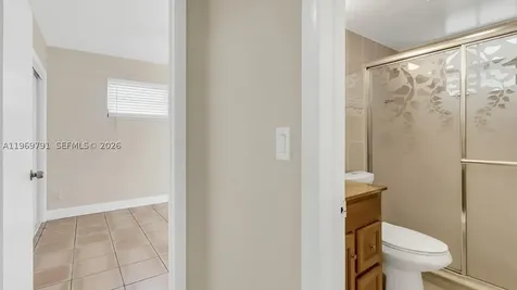 5300 Grant Street Hollywood FL 33021