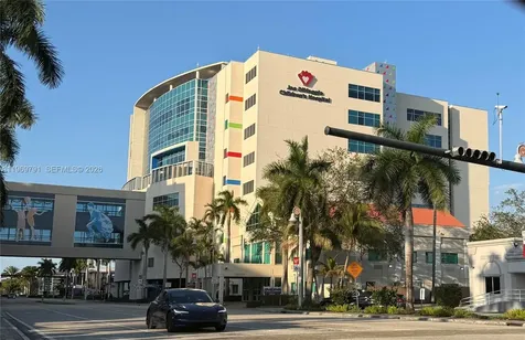 5300 Grant Street Hollywood FL 33021