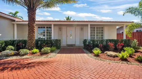 5300 Grant Street Hollywood FL 33021