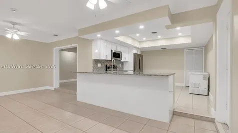5300 Grant Street Hollywood FL 33021