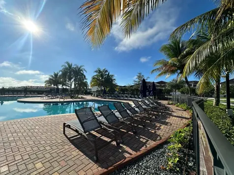 9374 W 32nd Lane Hialeah FL 33018