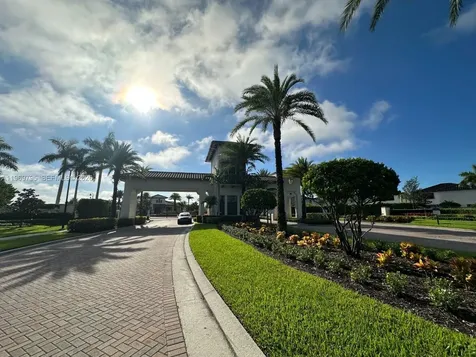 9374 W 32nd Lane Hialeah FL 33018