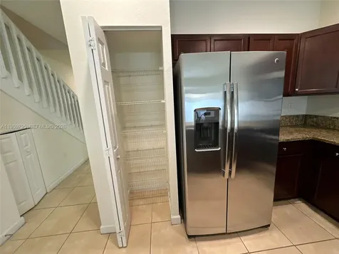 9374 W 32nd Lane Hialeah FL 33018