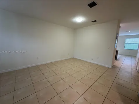 9374 W 32nd Lane Hialeah FL 33018