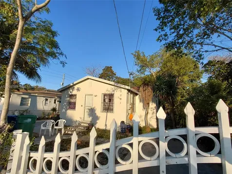7091 NW 21st Avenue Miami FL 33147