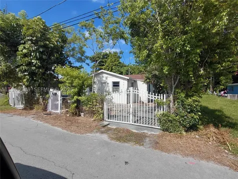 7091 NW 21st Avenue Miami FL 33147