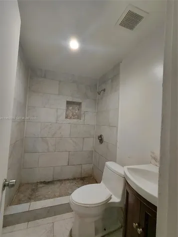 7091 NW 21st Avenue Miami FL 33147