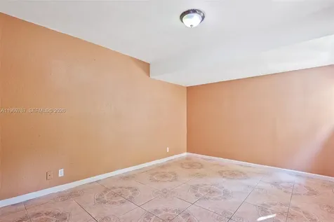 833 NW 82nd Avenue Plantation FL 33324
