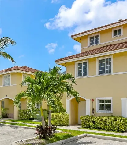 2054 NE 167th Street North Miami Beach FL 33162